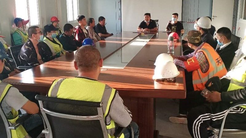 选择机电建造师培训课程时，首先要关注课程内容。优质课程通常包含以下特点：